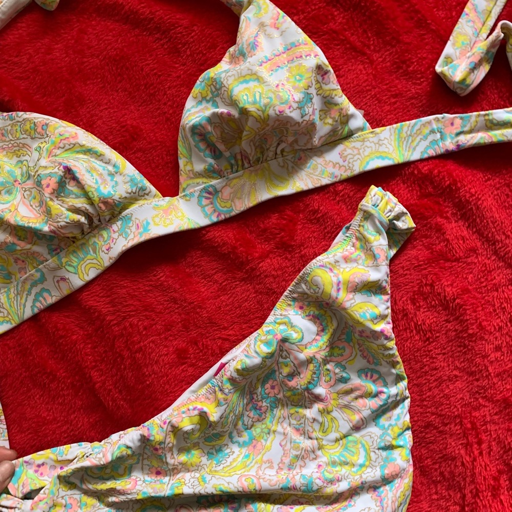 Bathing suit